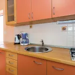 1 Bedroom Stunning In Appartamento Mošćenička Draga