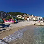 1 Bedroom Stunning In Mošćenička Draga