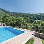 Daire 1 Bedroom Stunning In