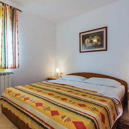 1 Bedroom Beautiful In