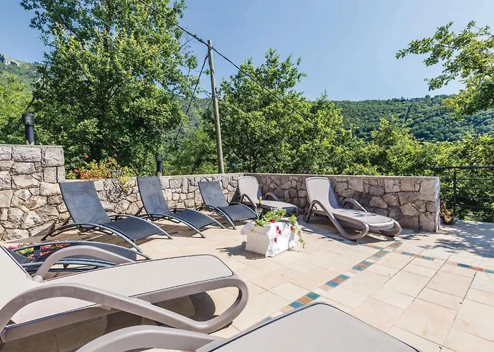 Apartment Amazing In Moscenicka Draga